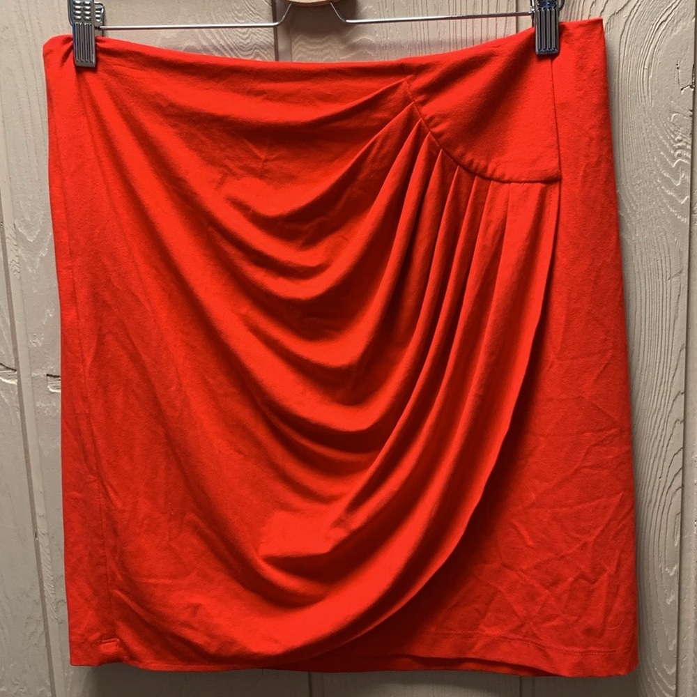 Cache Skirt - Picture 3 of 9